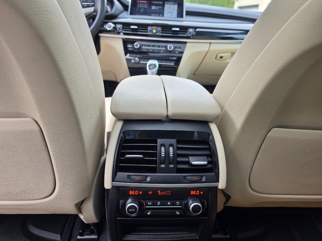 2018 BMW X5 Image 12