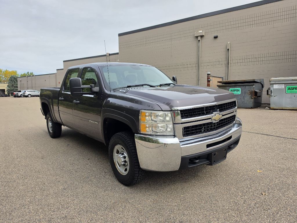 2010 Chevrolet Silverado 1500 Image 3