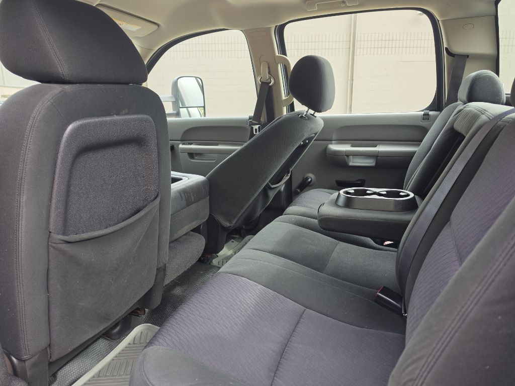 2010 Chevrolet Silverado 1500 Image 17