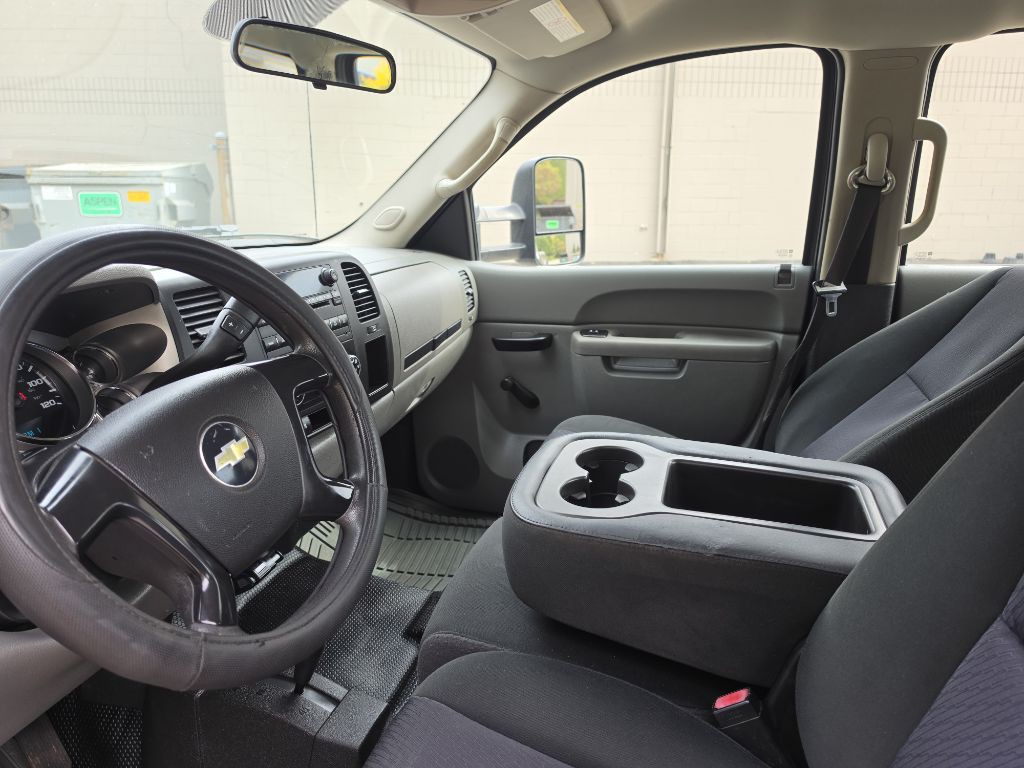 2010 Chevrolet Silverado 1500 Image 18