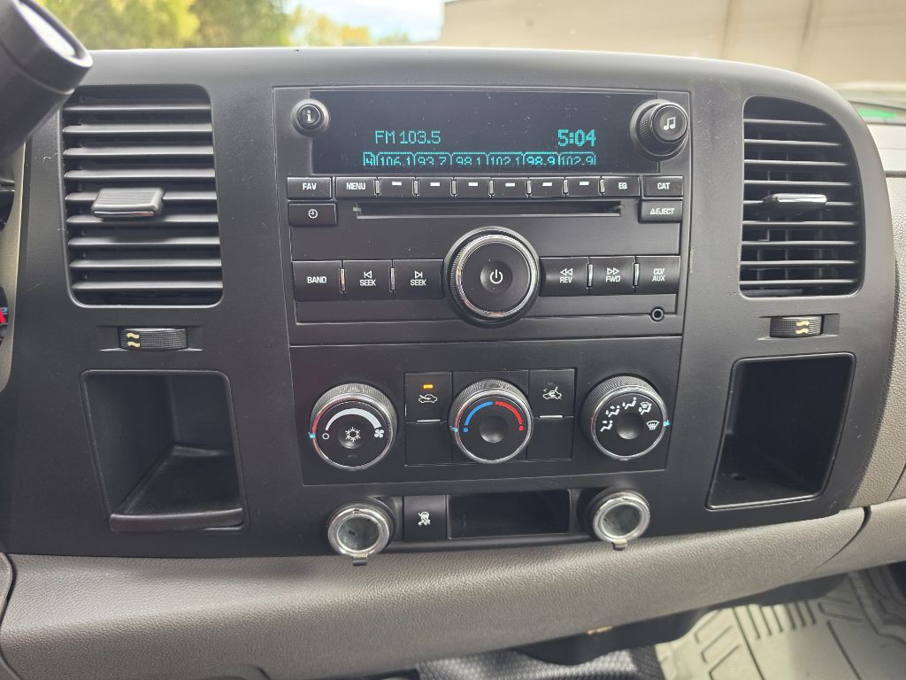 2010 Chevrolet Silverado 1500 Image 20