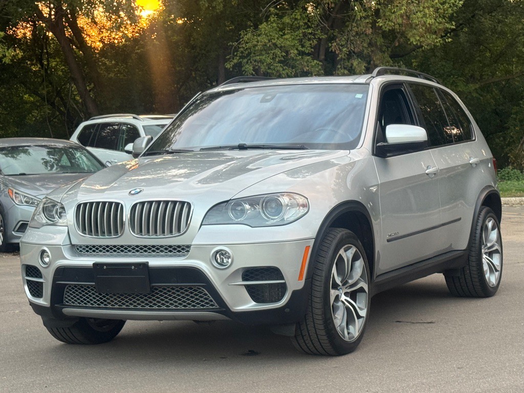 2013 BMW X5 Image 1