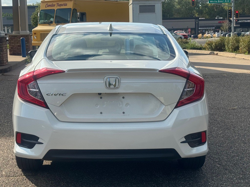 2016 Honda Civic Image 6