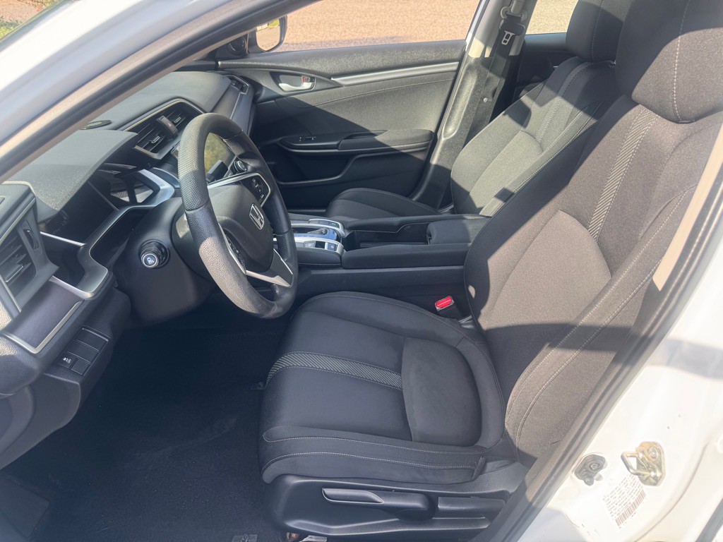 2016 Honda Civic Image 10