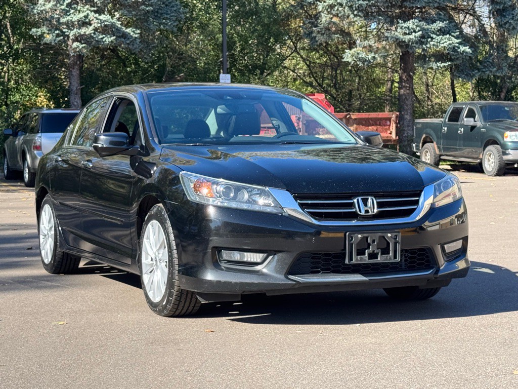 2015 Honda Accord Image 2