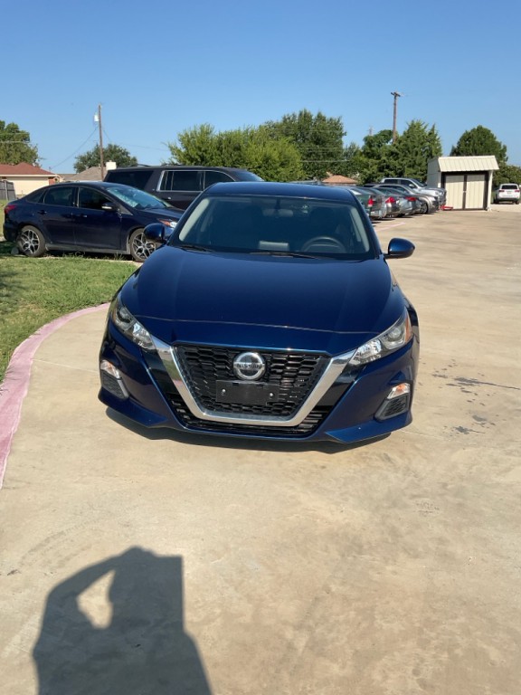 2020 Nissan Altima Image 4