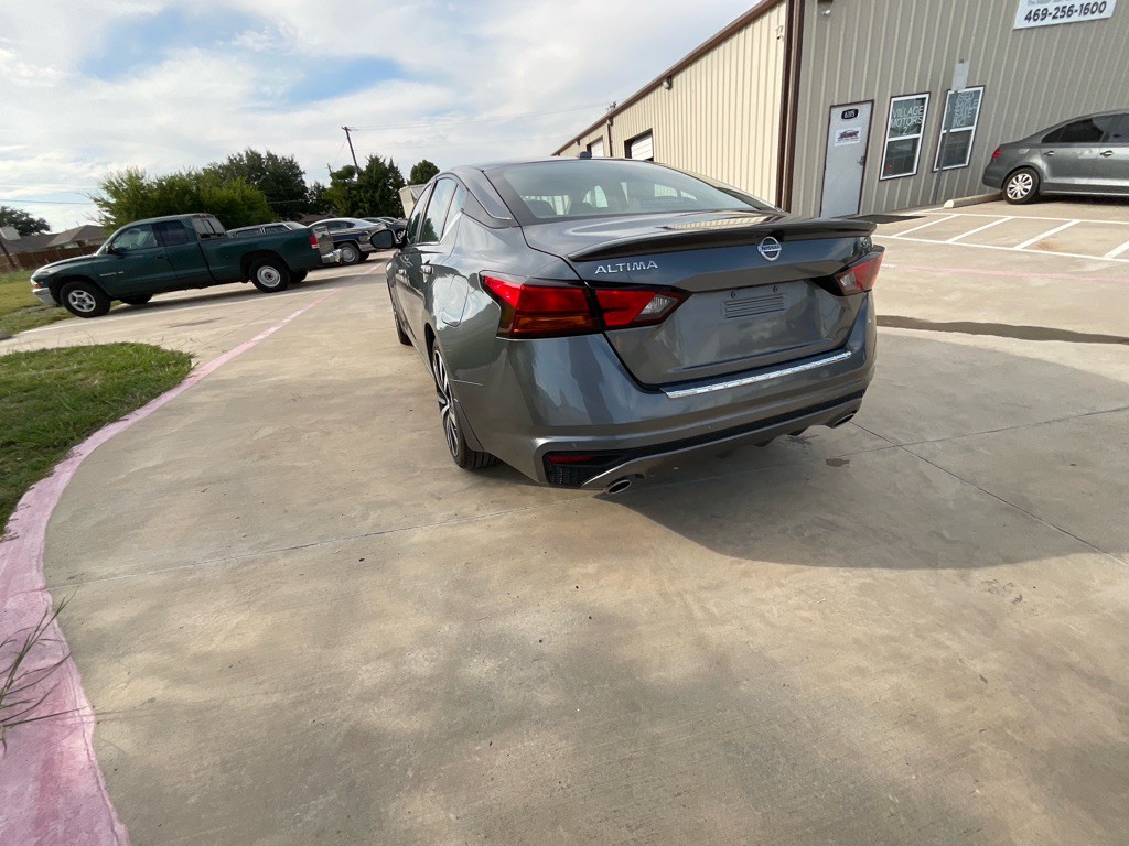 2021 Nissan Altima Image 4