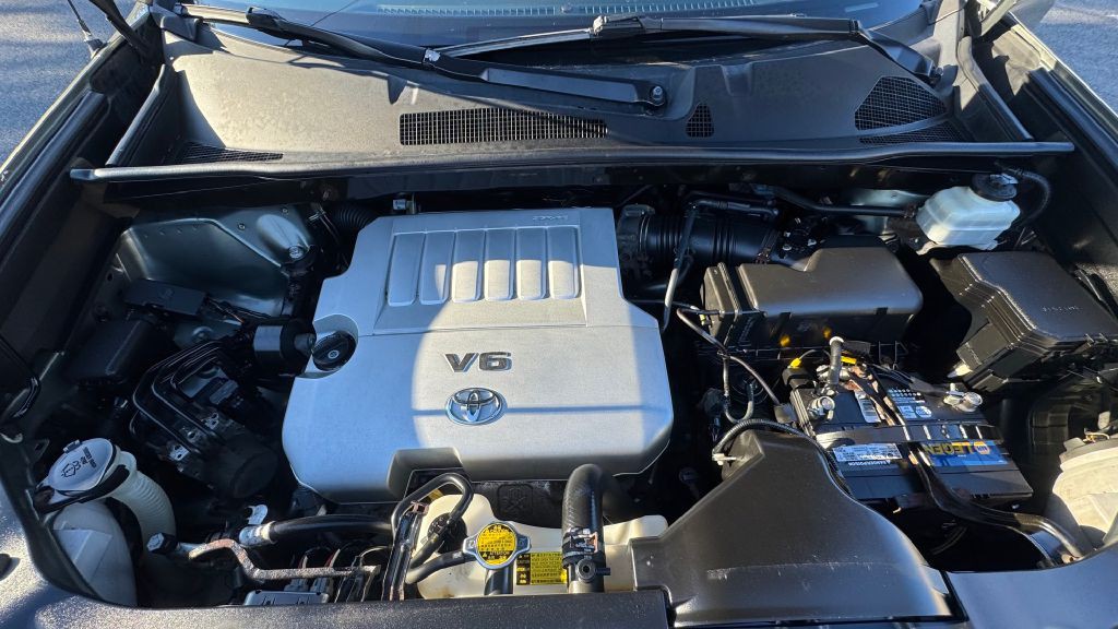 2010 Toyota Highlander Image 17