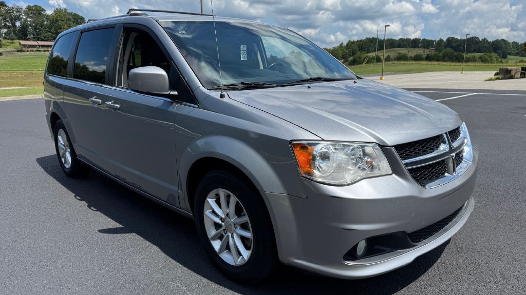2019 Dodge Grand Caravan Image 2