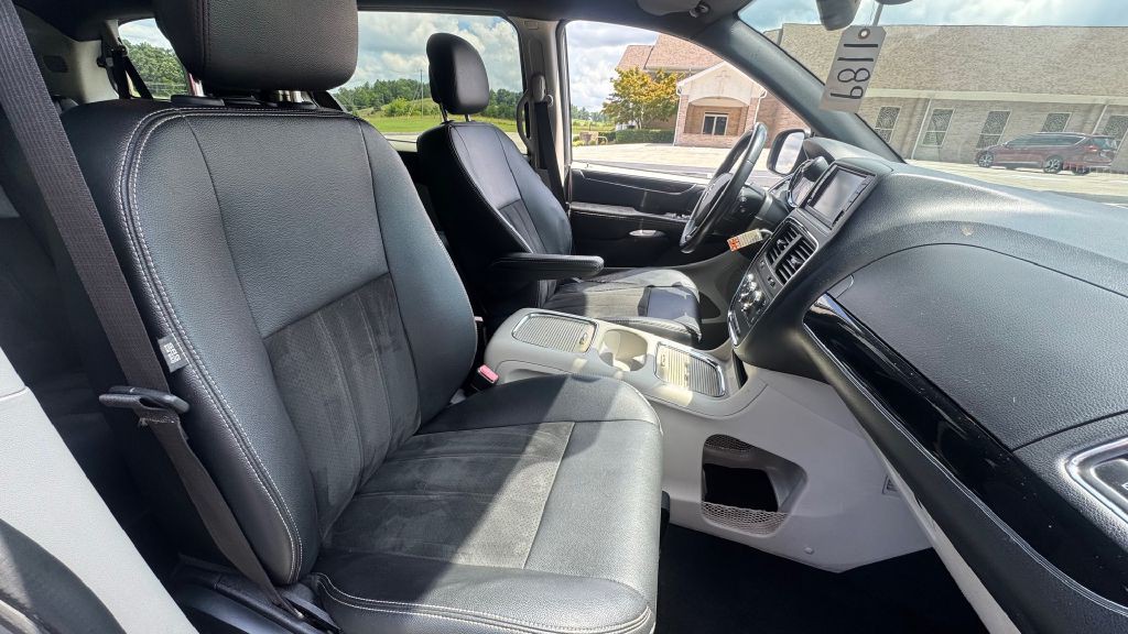 2019 Dodge Grand Caravan Image 9