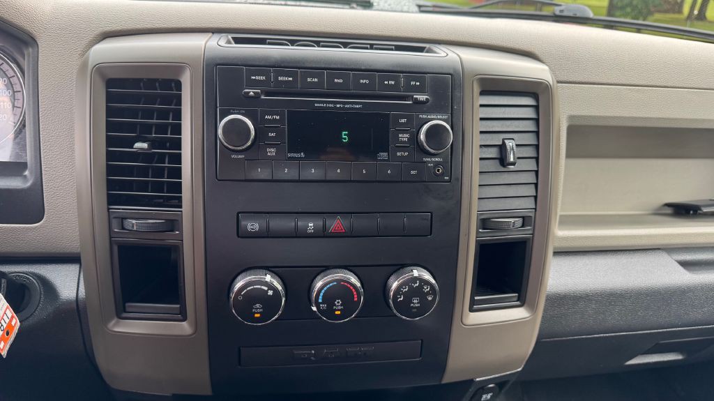2012 Dodge Ram 3500 Image 12