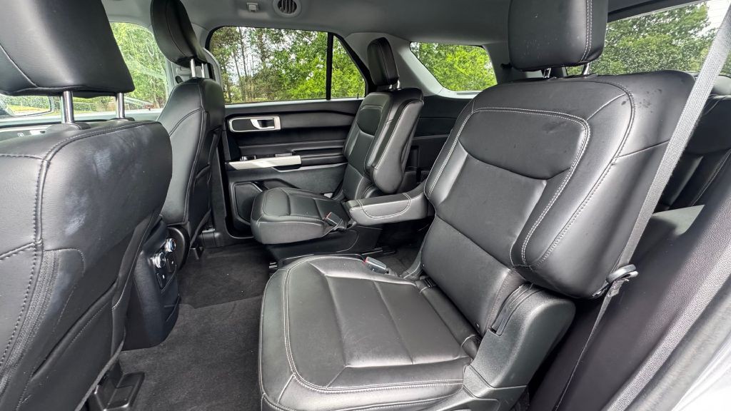 2021 Ford Explorer Image 6