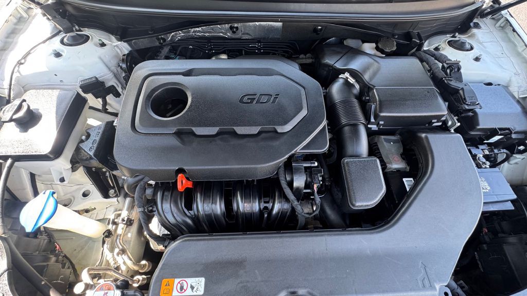 2015 Hyundai Sonata Image 14
