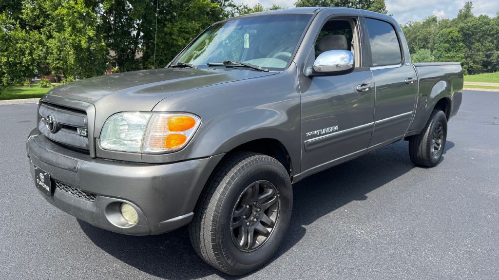 2004 Toyota Tundra Image 1