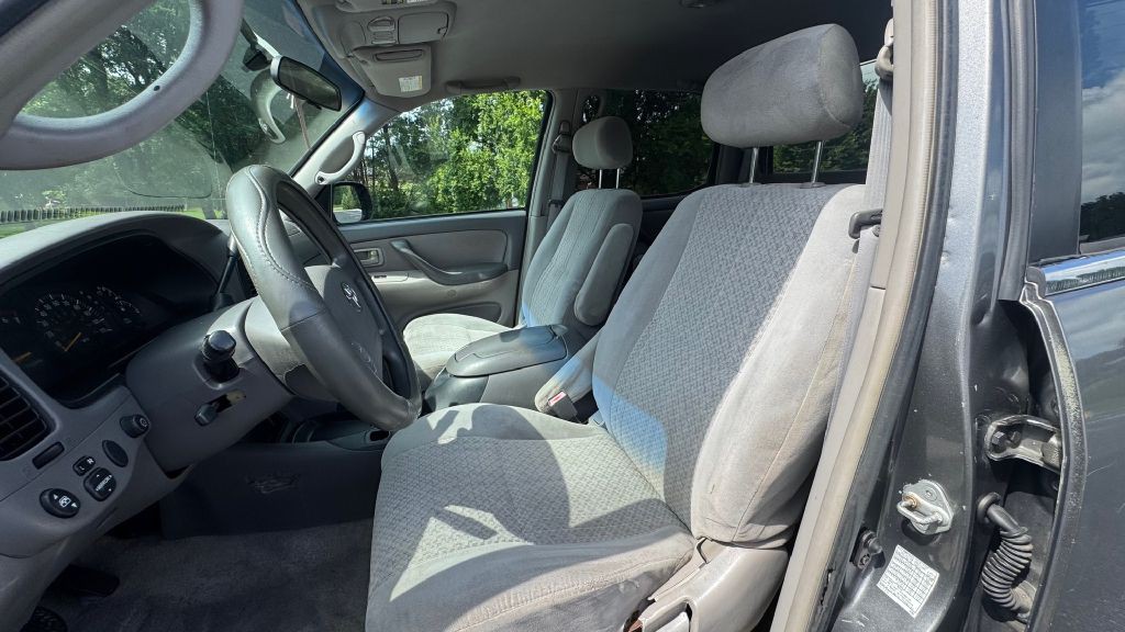 2004 Toyota Tundra Image 5