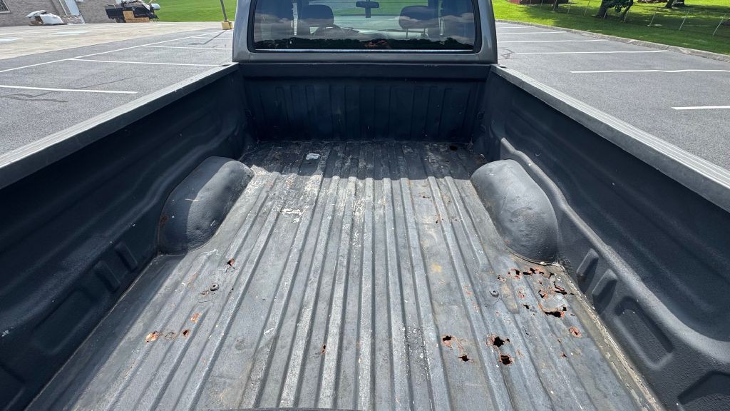 2004 Toyota Tundra Image 7