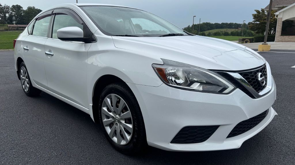 2019 Nissan Sentra Image 2