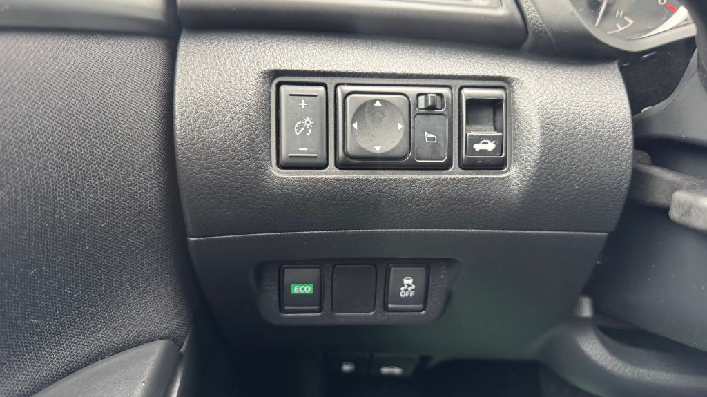 2019 Nissan Sentra Image 13
