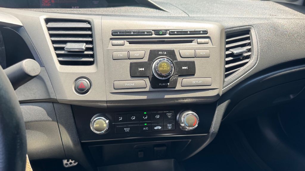 2012 Honda Civic Image 13