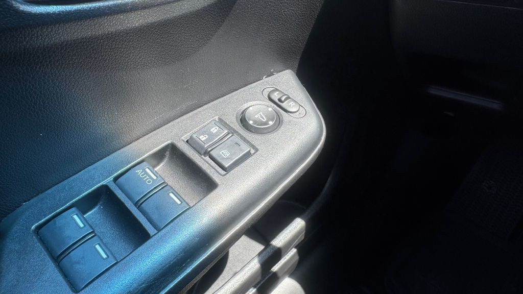 2012 Honda Civic Image 15