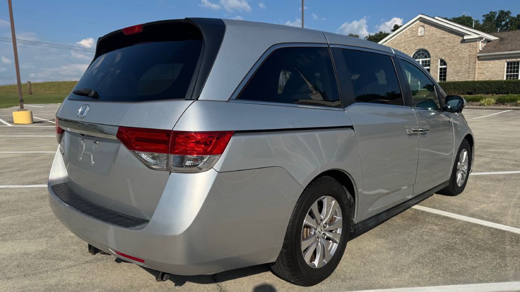 2014 Honda Odyssey Image 3