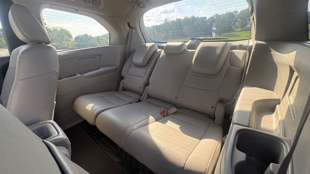 2014 Honda Odyssey Image 7