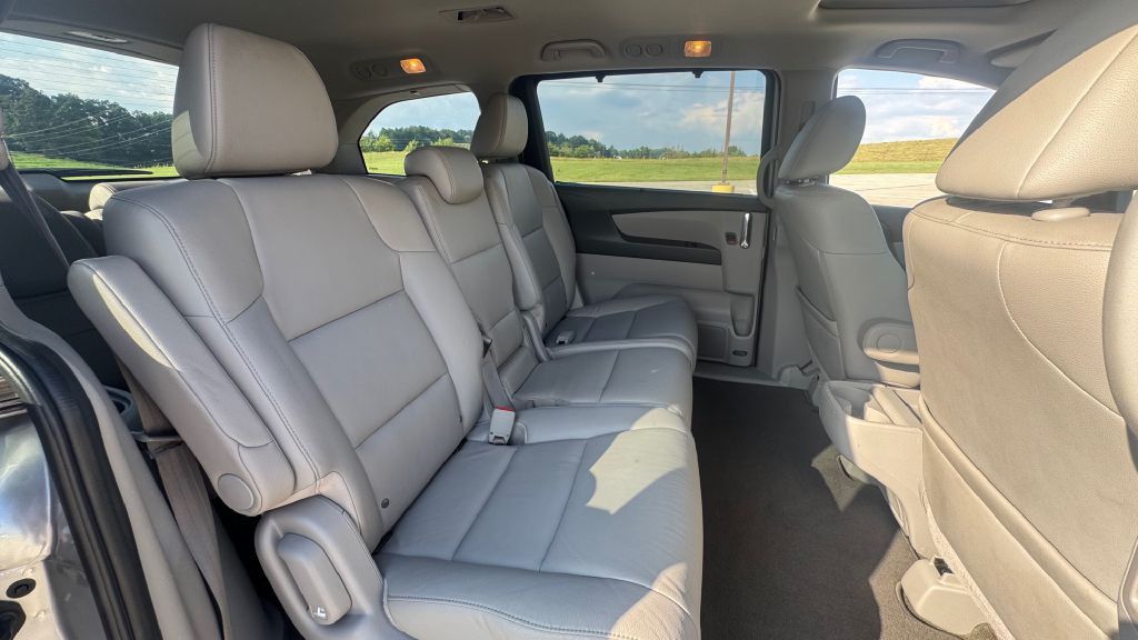 2014 Honda Odyssey Image 9