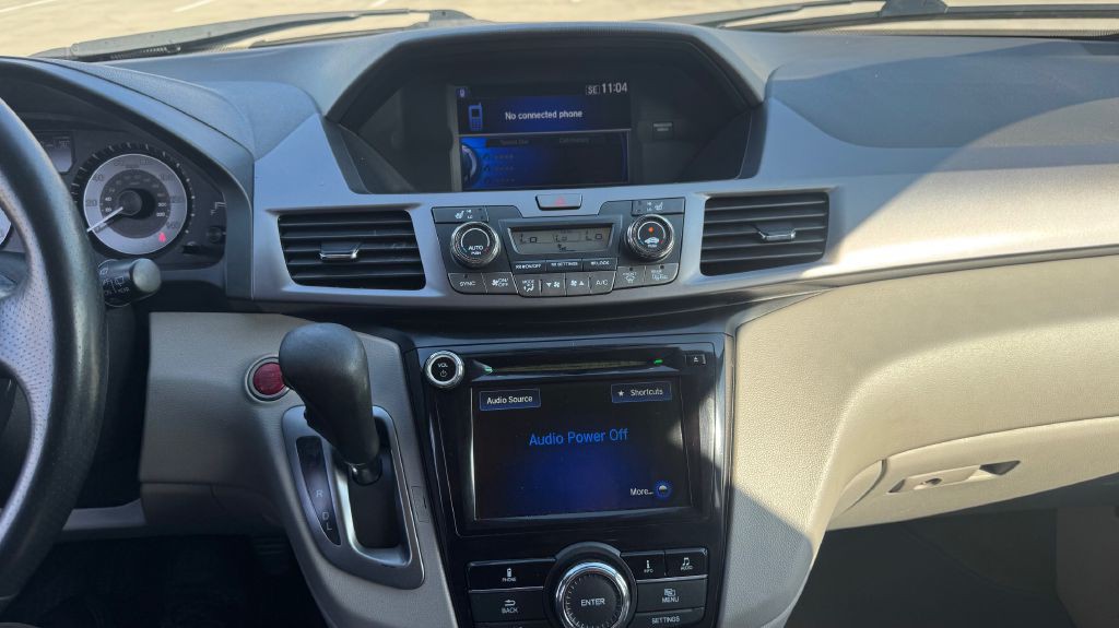 2014 Honda Odyssey Image 13