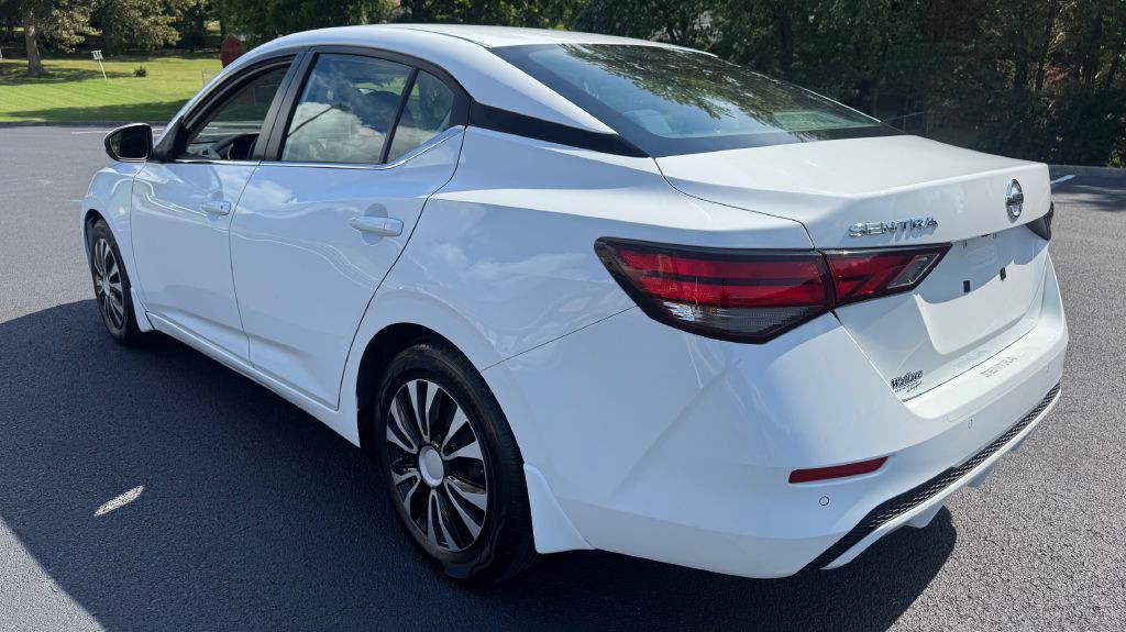 2021 Nissan Sentra Image 4