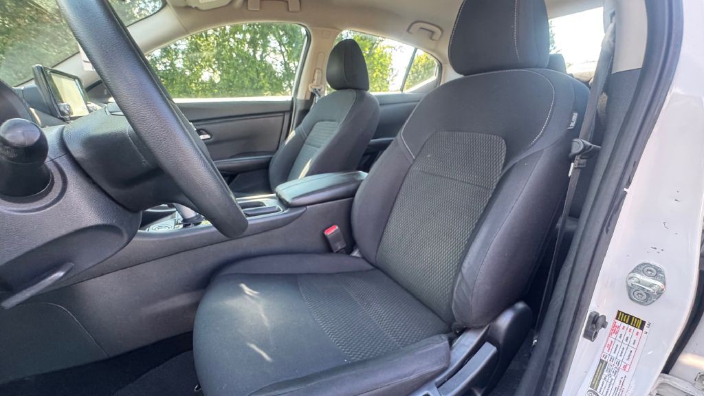 2021 Nissan Sentra Image 5