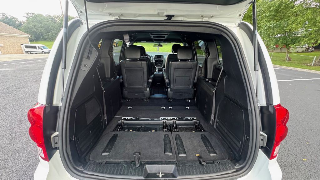 2017 Dodge Grand Caravan Image 9