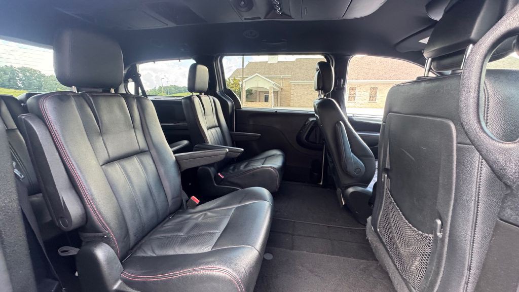 2017 Dodge Grand Caravan Image 10