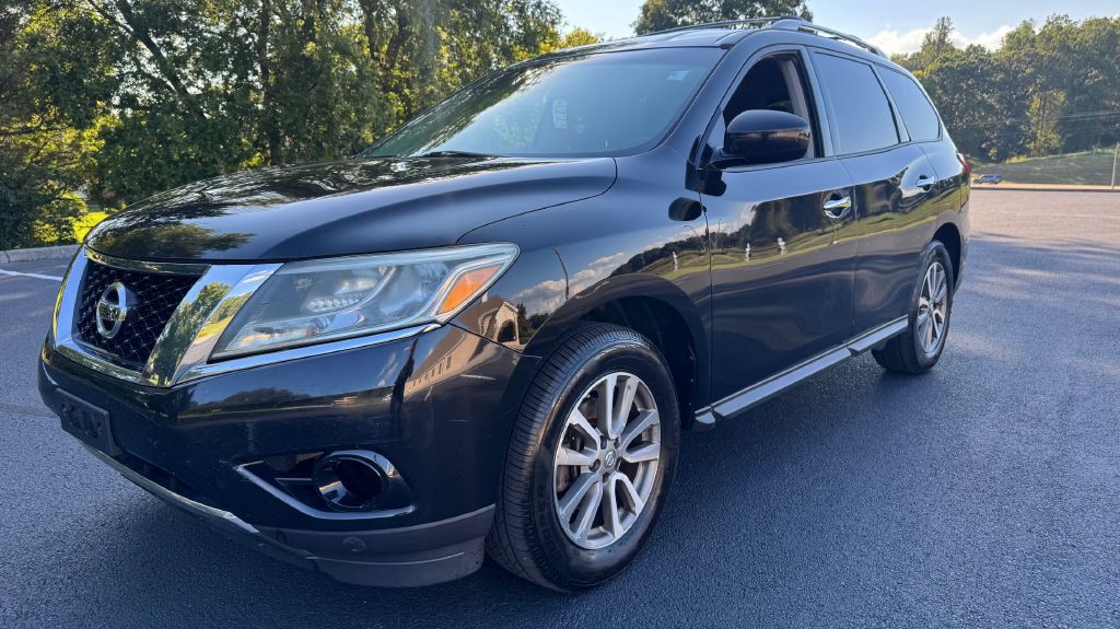 2014 Nissan Pathfinder Image 1