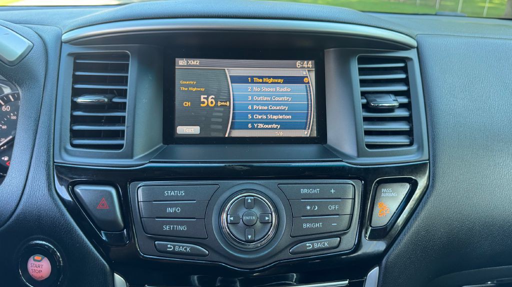 2014 Nissan Pathfinder Image 14