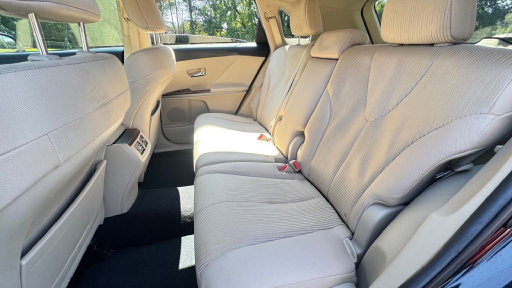 2013 Toyota Venza Image 6