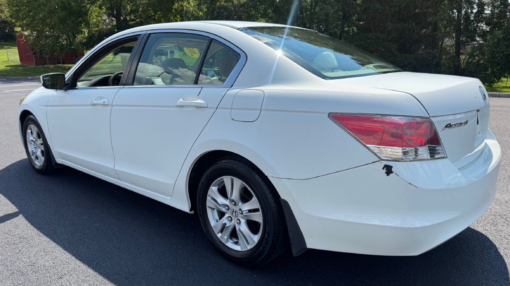 2010 Honda Accord Image 4