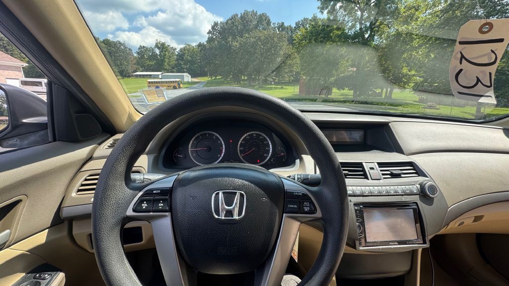 2010 Honda Accord Image 10