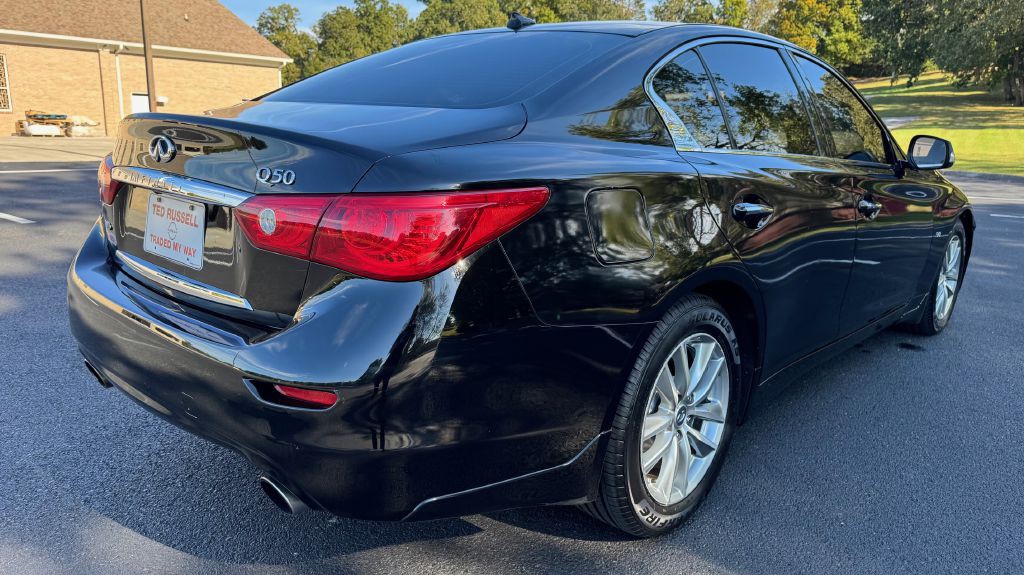 2015 INFINITI Q50 Image 2