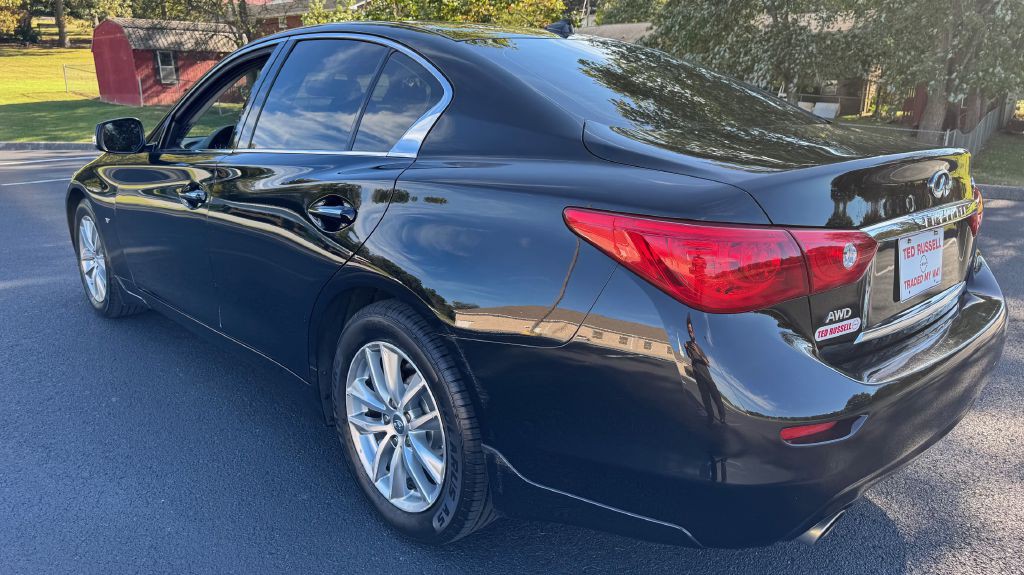 2015 INFINITI Q50 Image 3