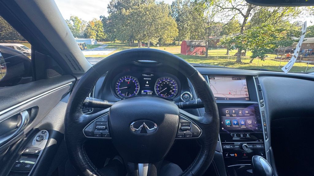 2015 INFINITI Q50 Image 9