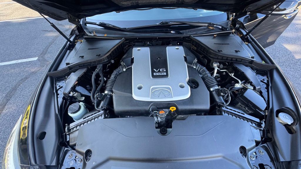 2015 INFINITI Q50 Image 15