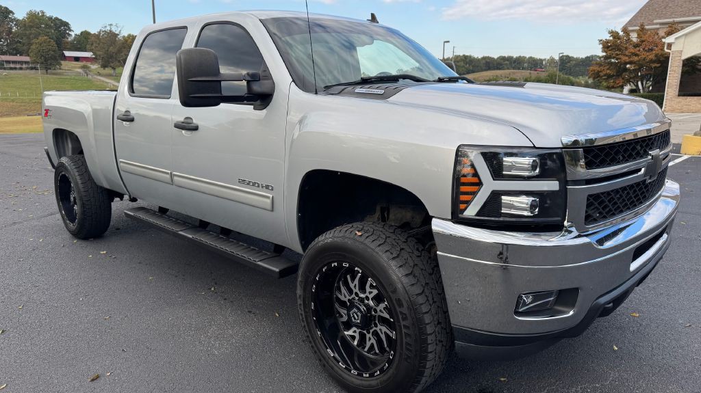2012 Chevrolet Silverado 1500 Image 2