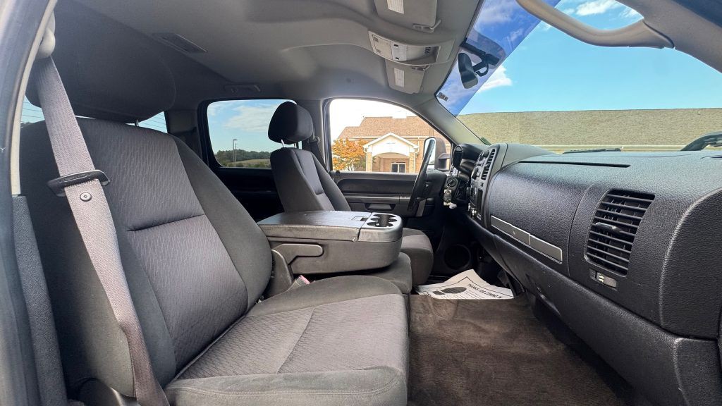 2012 Chevrolet Silverado 1500 Image 9
