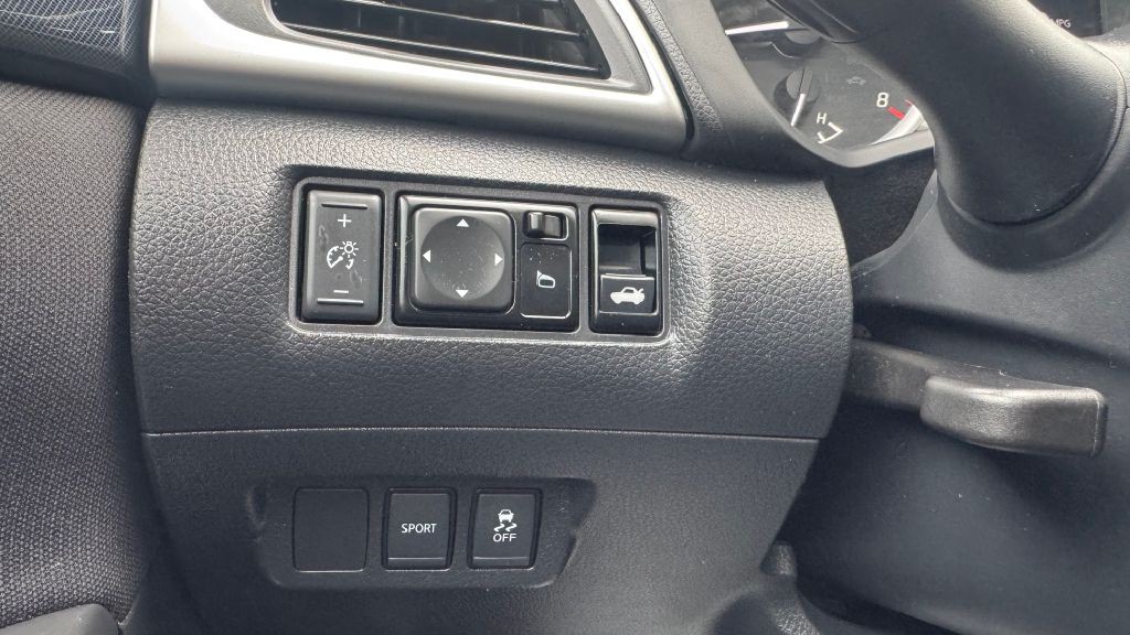 2019 Nissan Sentra Image 14