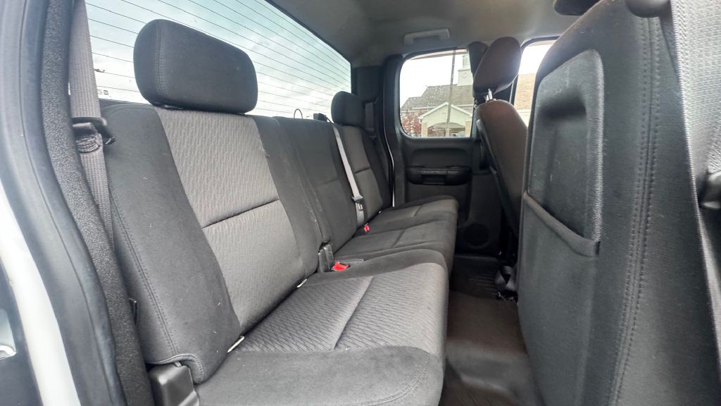 2013 Chevrolet Silverado 1500 Image 9