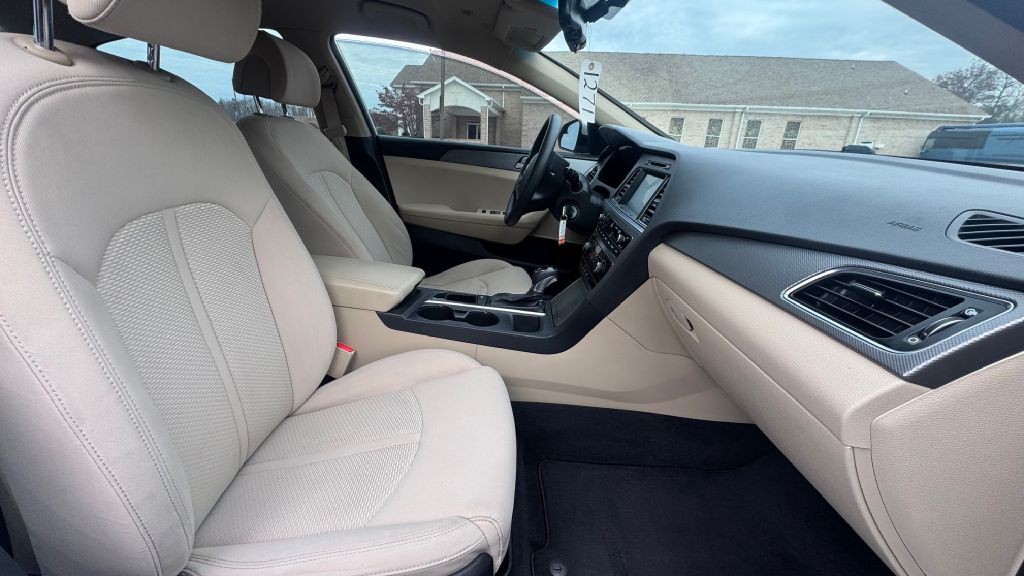 2017 Hyundai Sonata Image 9