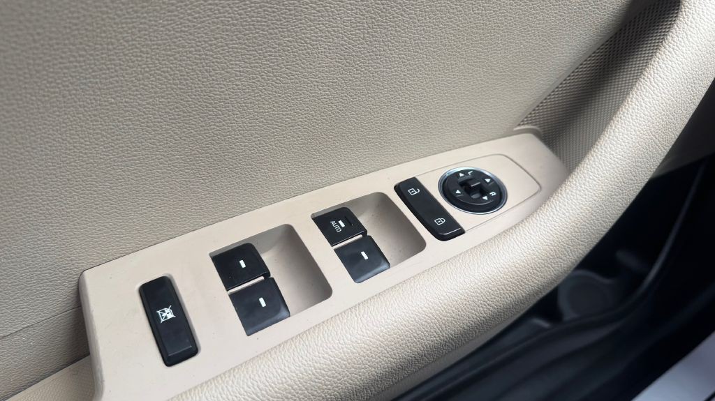 2017 Hyundai Sonata Image 14