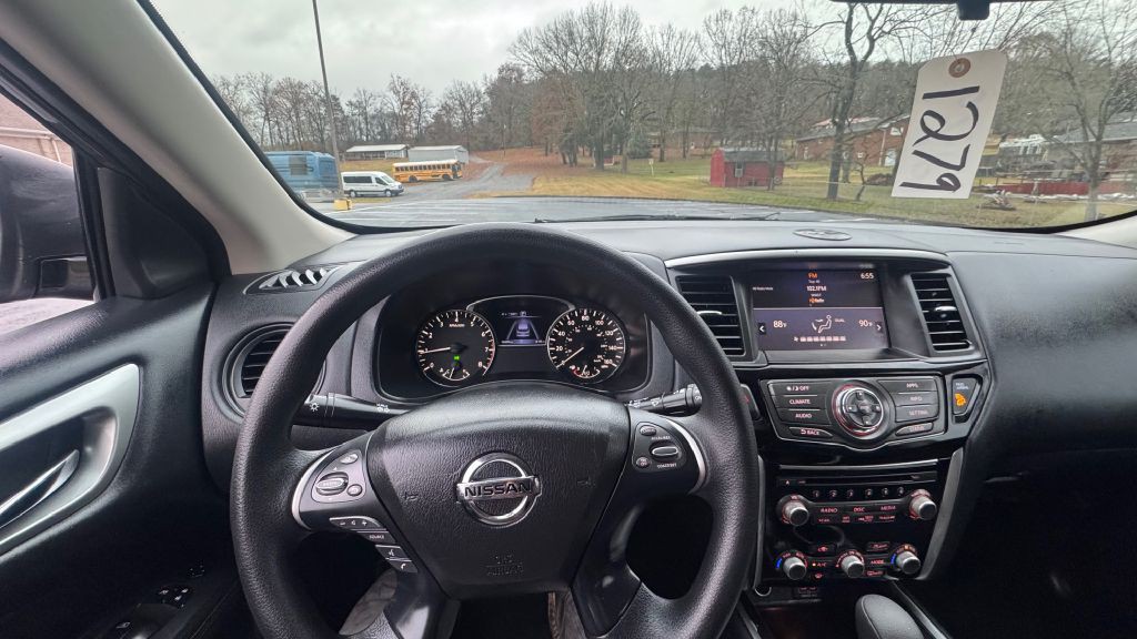 2018 Nissan Pathfinder Image 12