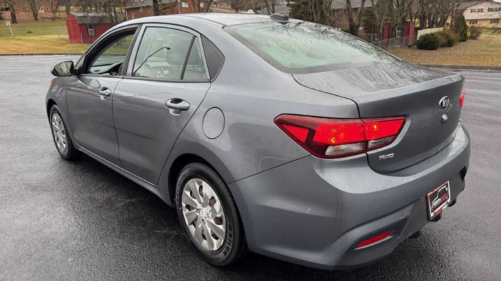 2019 Kia Rio Image 4