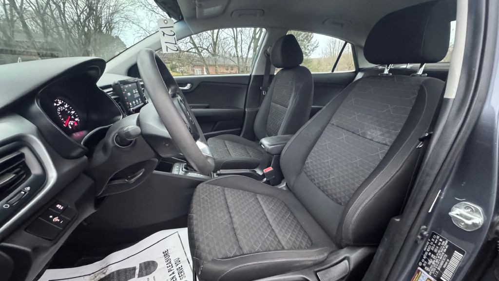 2019 Kia Rio Image 5